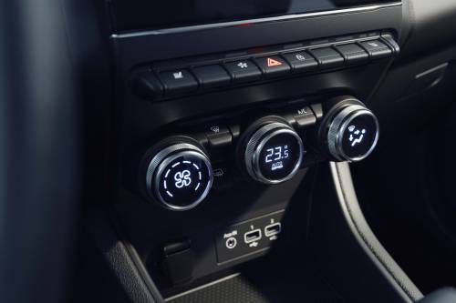 /UserFiles/ASX/MY23/09_23MY_ASX_Instyle_Detail-Climate_control.jpg
